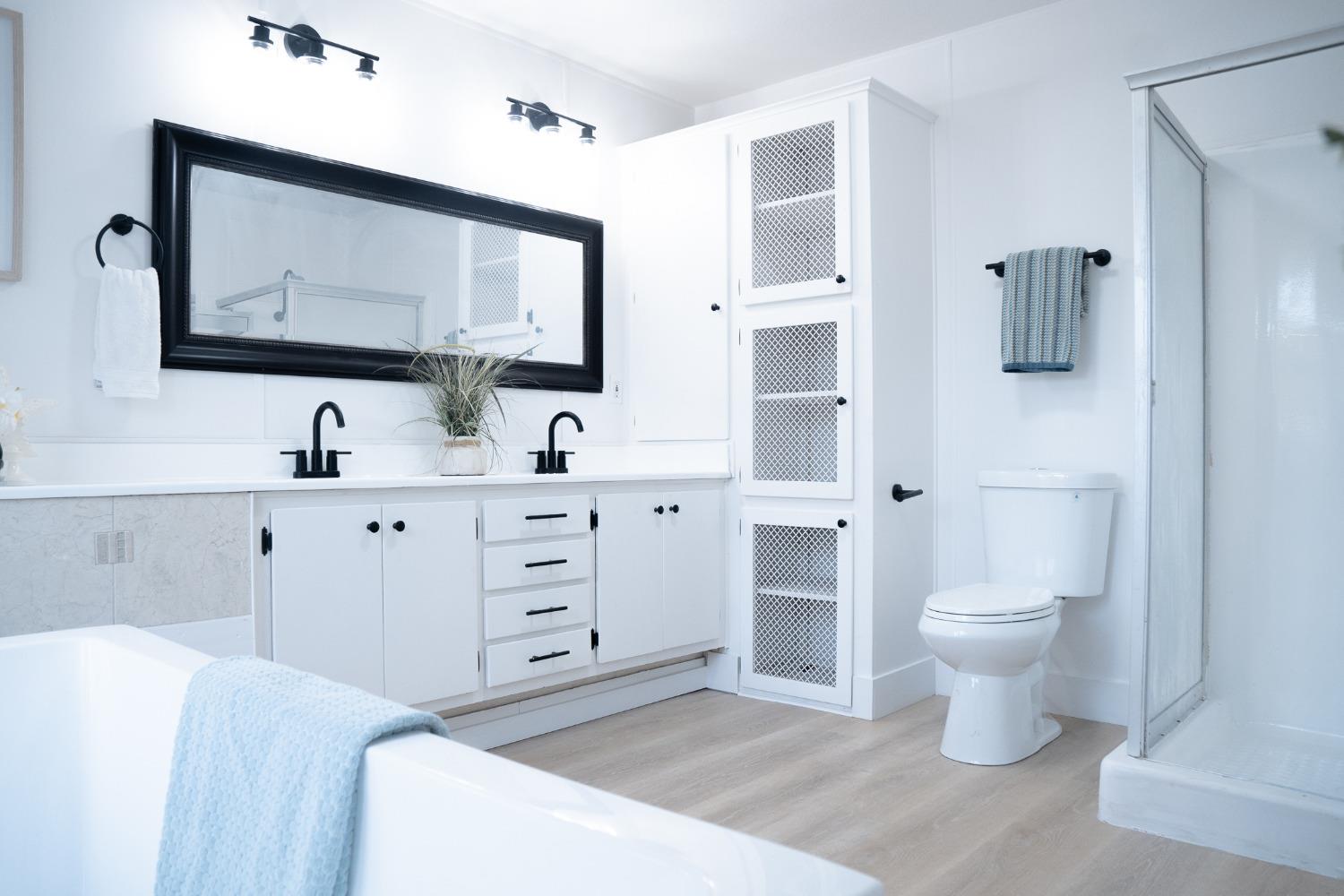 Detail Gallery Image 23 of 25 For 818 Dobrich Cir, Pittsburg,  CA 94565 - 2 Beds | 2 Baths