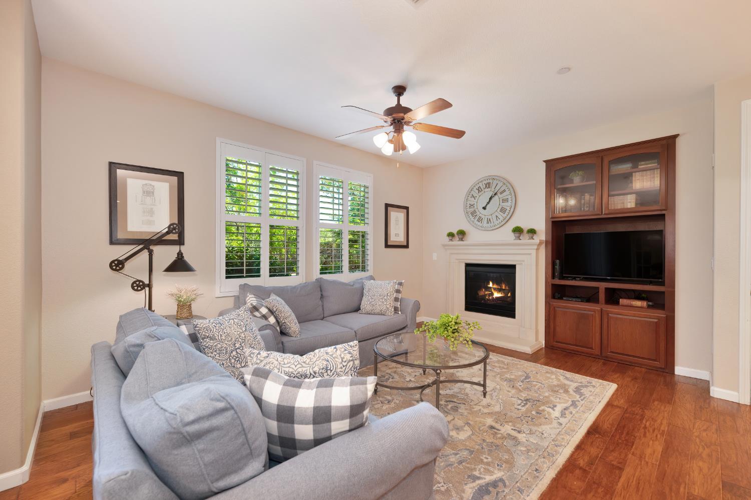 Photo #5: 225067967 Listing: Photo #5