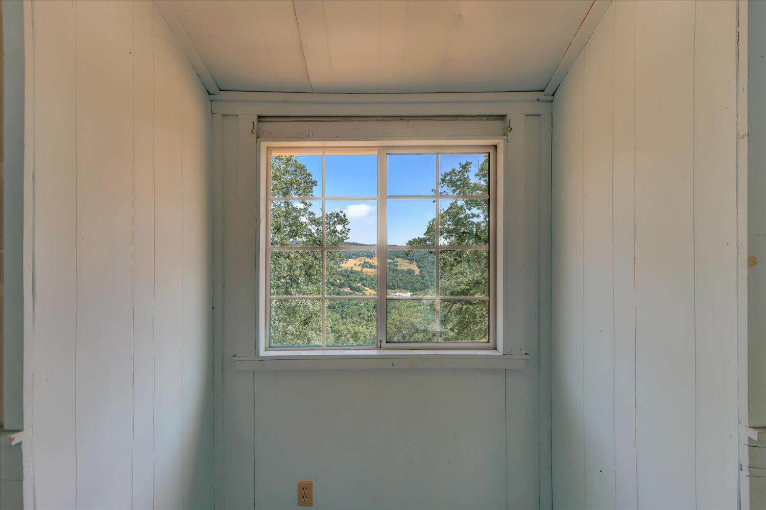 Ballantree Lane, Grass Valley, California image 26