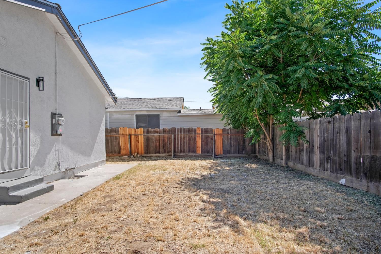 Maple Street, Modesto, California image 17