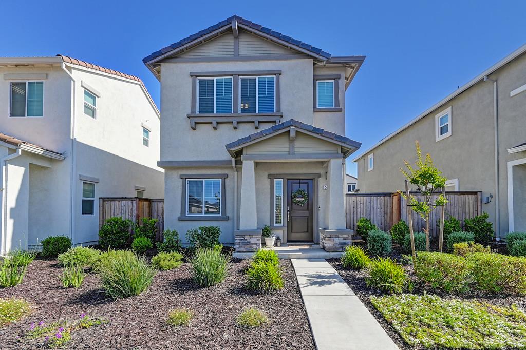 Molino Circle, Roseville, California image 1