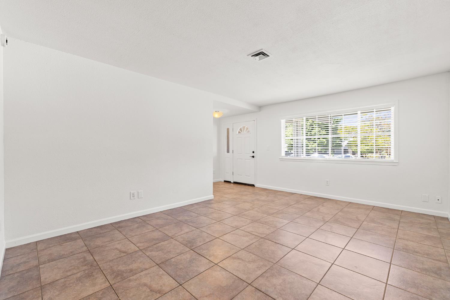 Glen Tree Drive, Citrus Heights, California image 9