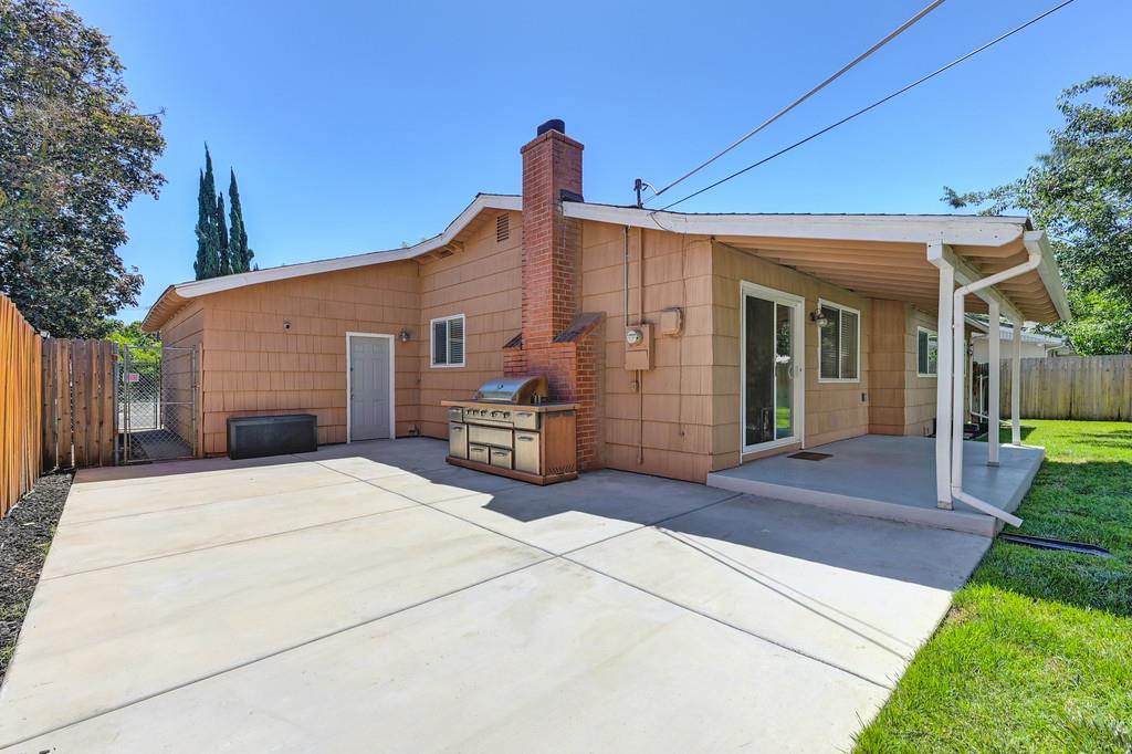 Sobrante Way, Rancho Cordova, California image 19