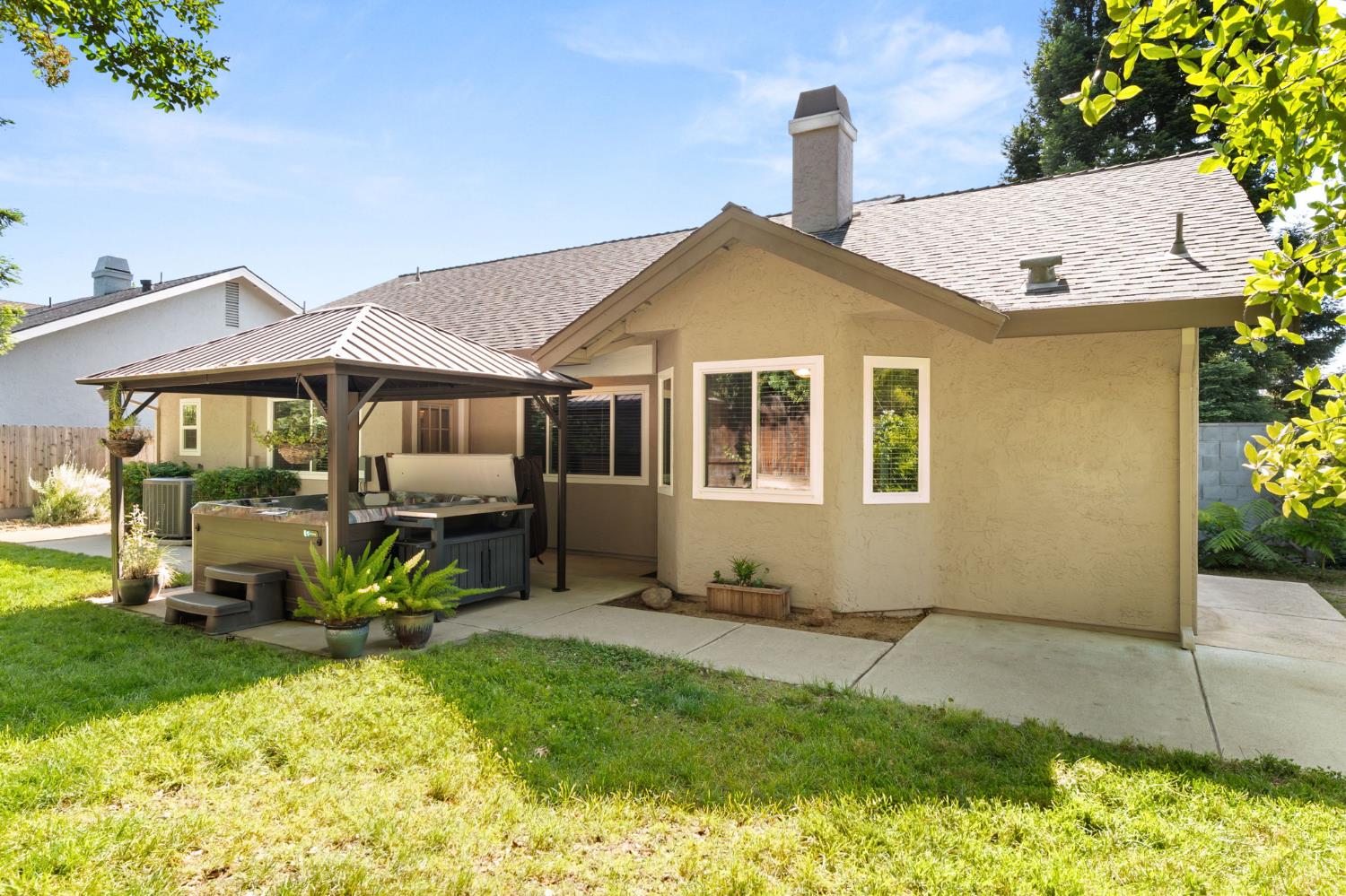 Revere Drive, Roseville, California image 38