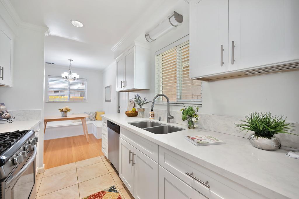 Sobrante Way, Rancho Cordova, California image 13