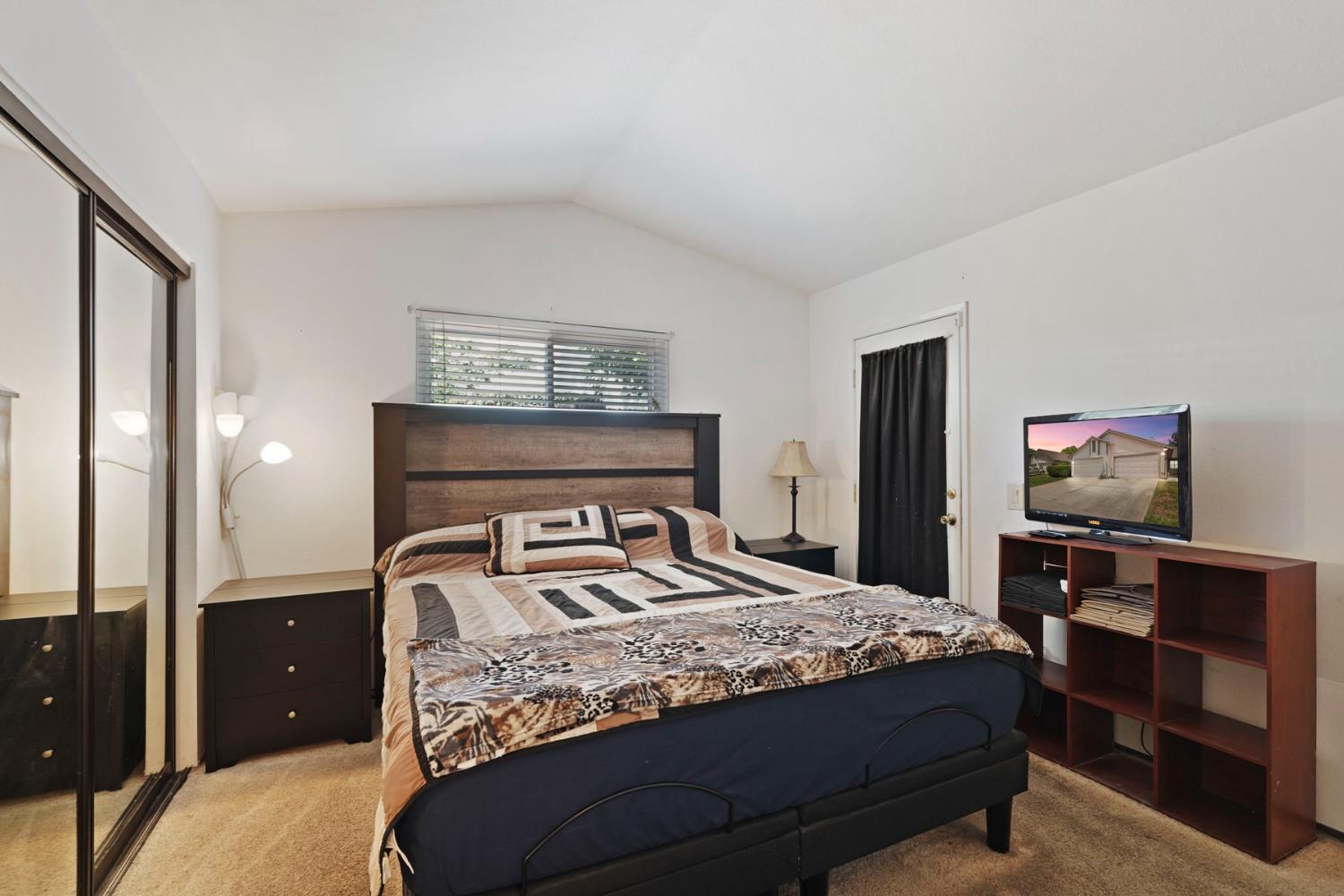 La Luna Court, Citrus Heights, California image 27