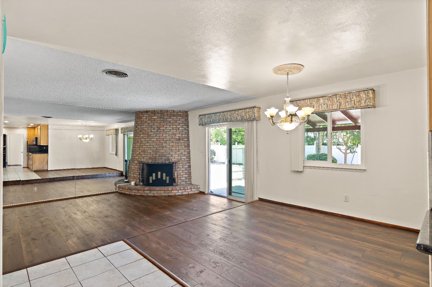 Lisa Court, Modesto, California image 11