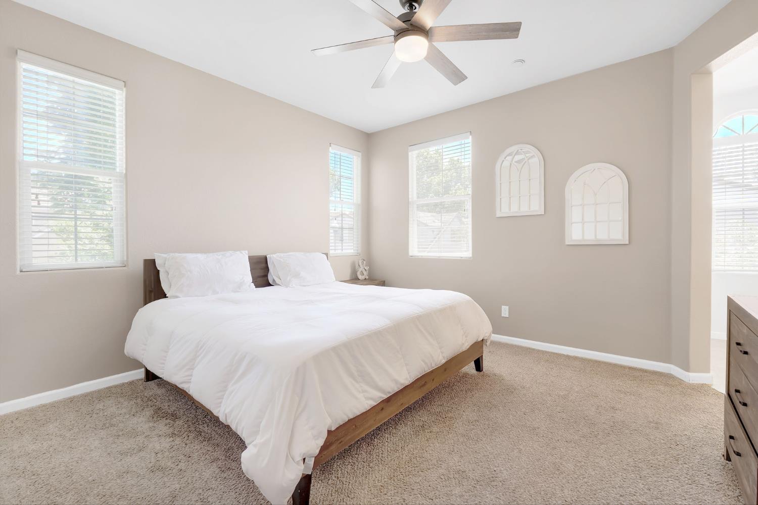 Verona Terrace, Davis, California image 17