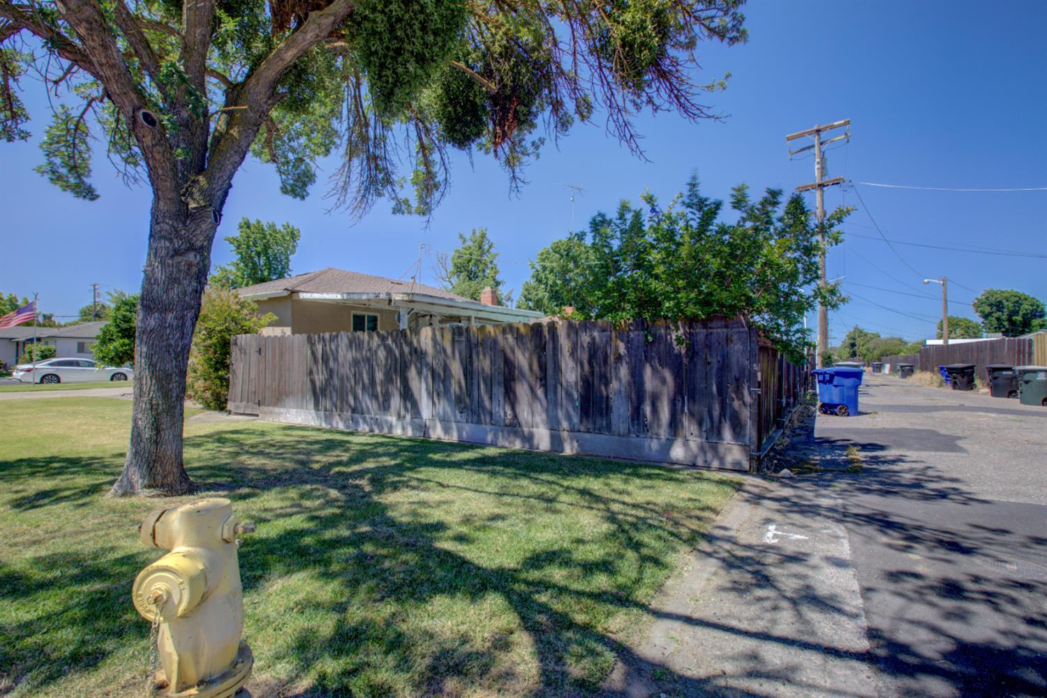 Kingsbury Avenue, Modesto, California image 35