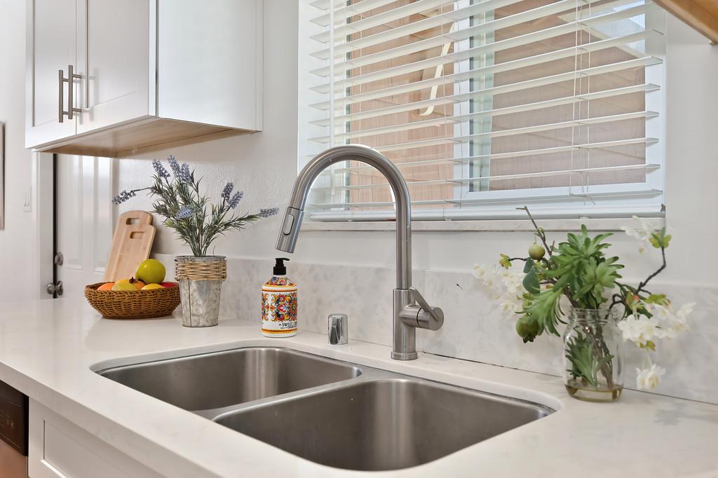 Sobrante Way, Rancho Cordova, California image 12