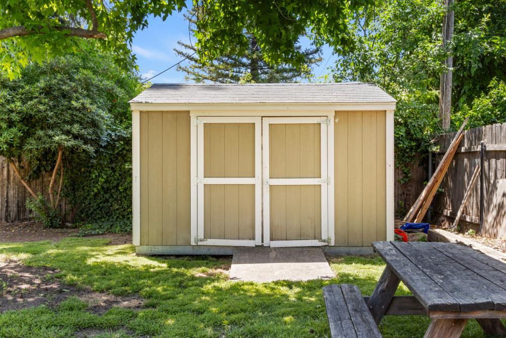 Rumford Avenue, Citrus Heights, California image 37