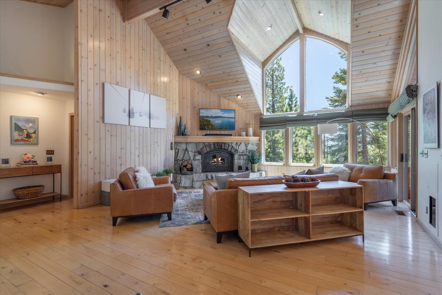 Falcon Point Place, Truckee, California image 11