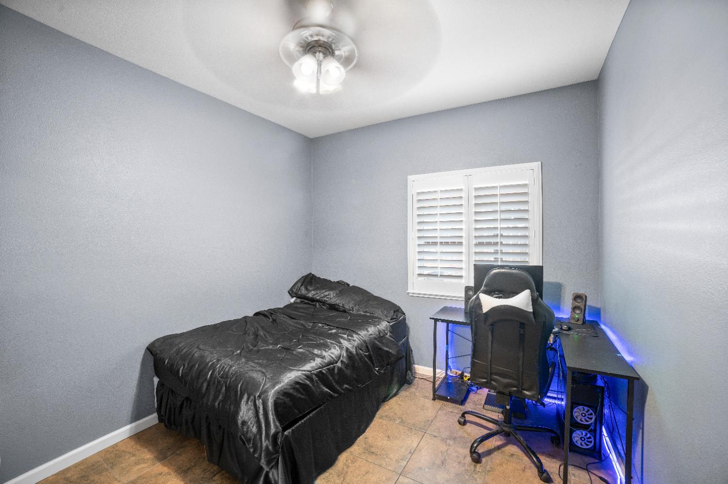 Weider Court, Folsom, California image 18