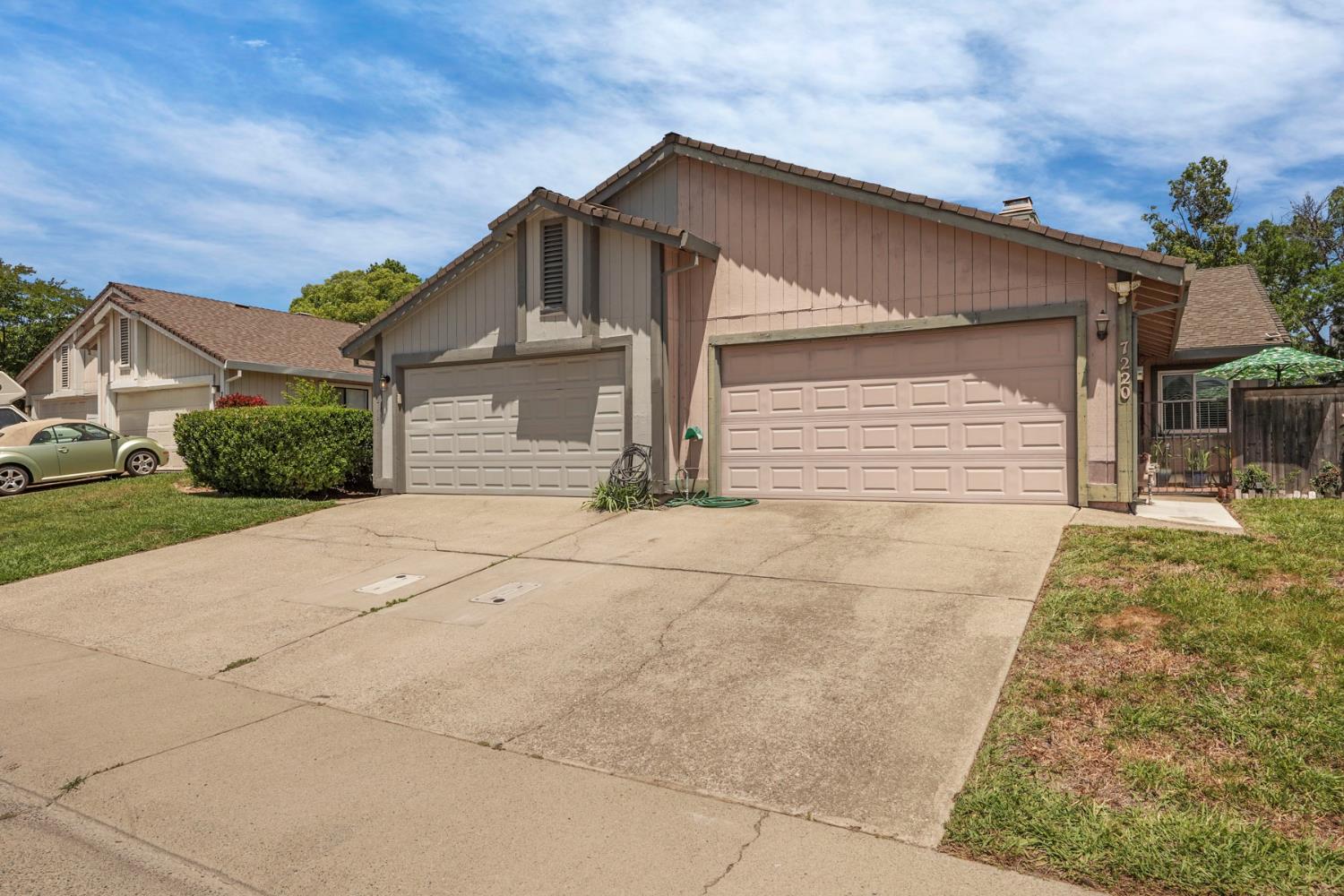 La Luna Court, Citrus Heights, California image 5
