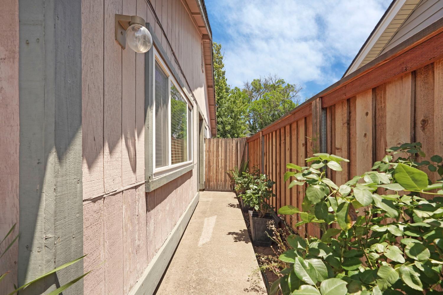 La Luna Court, Citrus Heights, California image 44