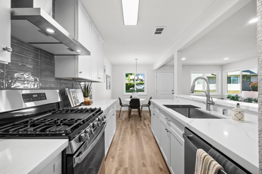Photo #10: 225068169 Listing: Photo #10