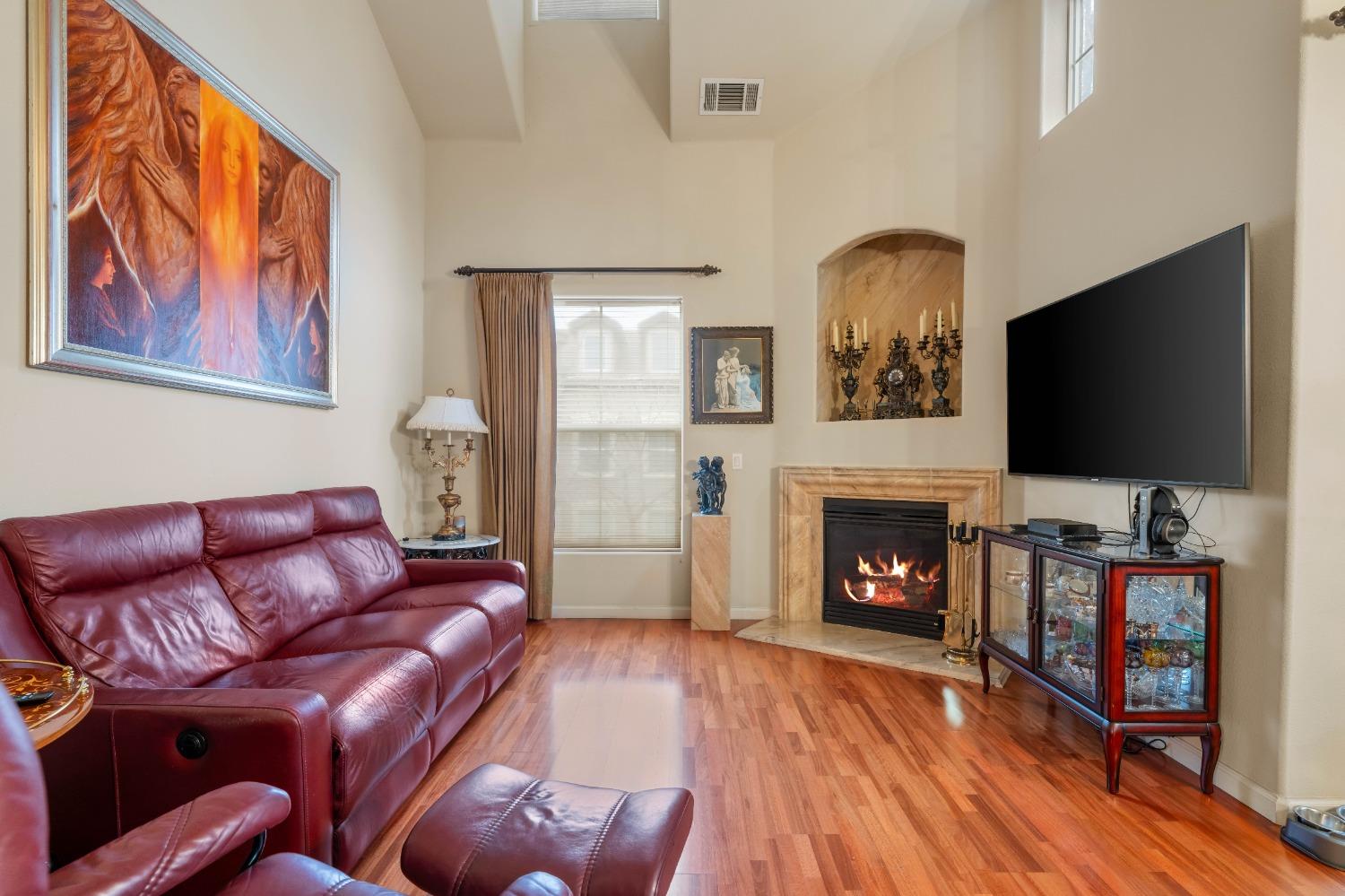 Photo #13: 225068251 Listing: Photo #13
