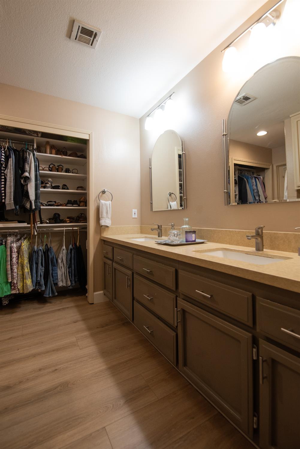 Leveland Lane #C, Modesto, California image 34