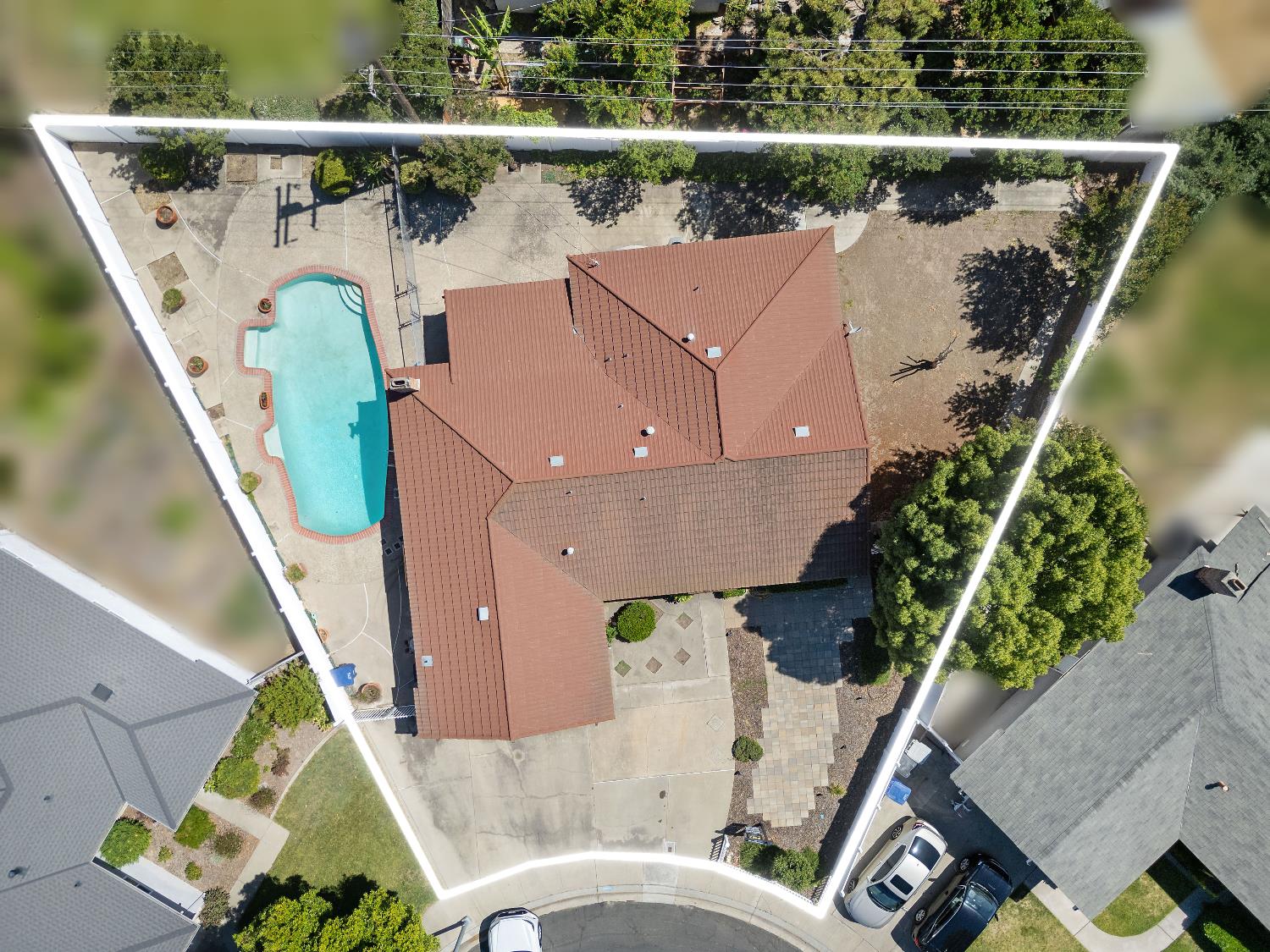 Lisa Court, Modesto, California image 34