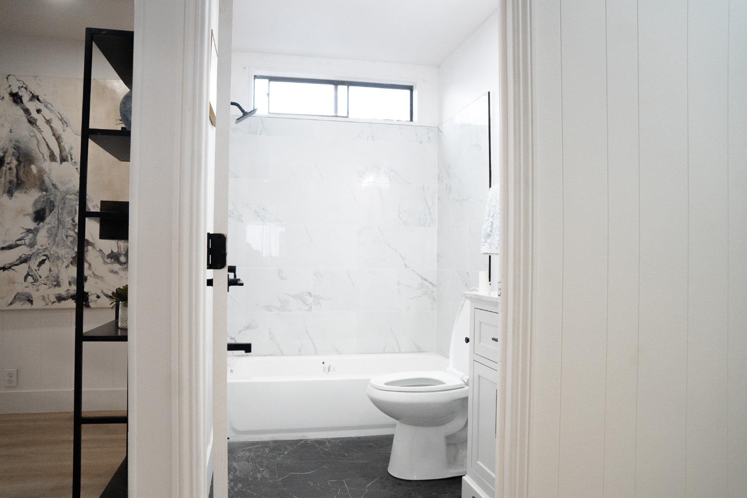 Detail Gallery Image 14 of 25 For 818 Dobrich Cir, Pittsburg,  CA 94565 - 2 Beds | 2 Baths