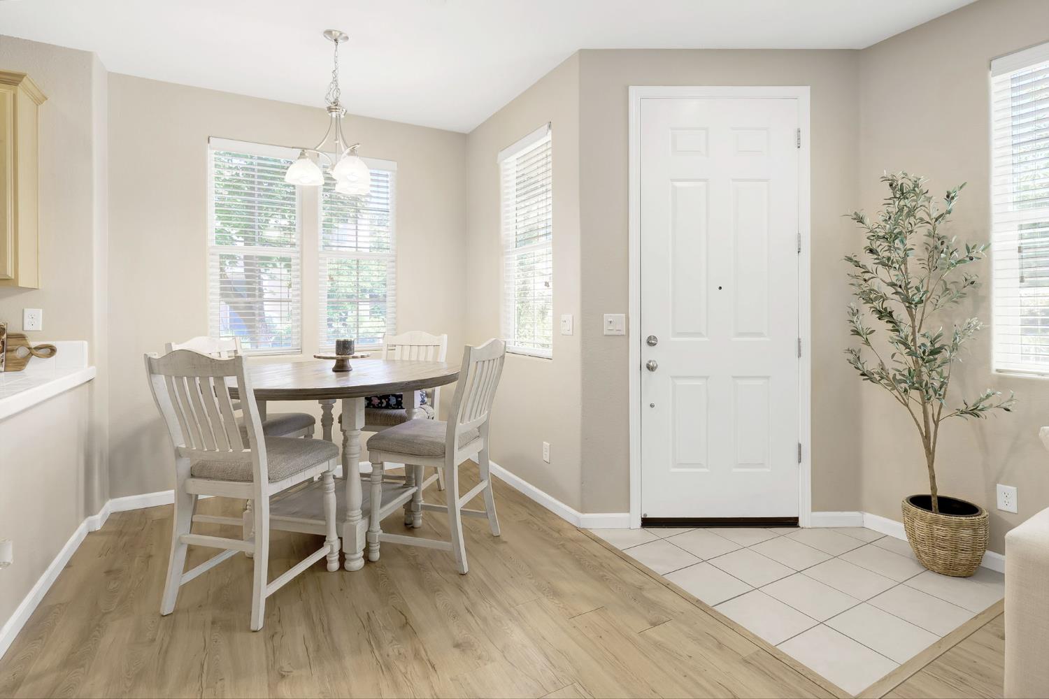 Verona Terrace, Davis, California image 7