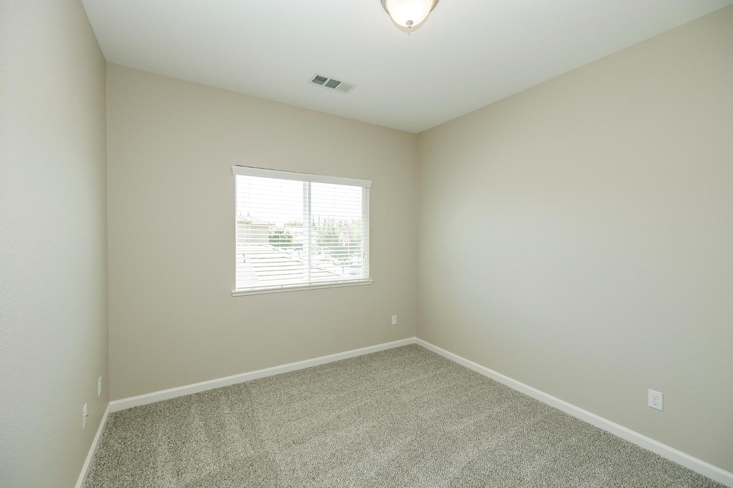 Shadow Creek Avenue, Oakdale, California image 47