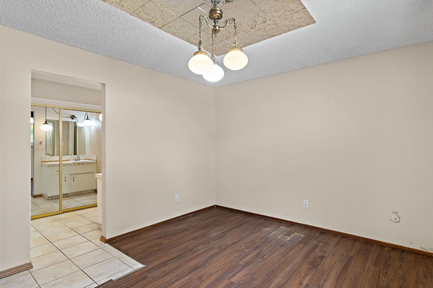 Lisa Court, Modesto, California image 25