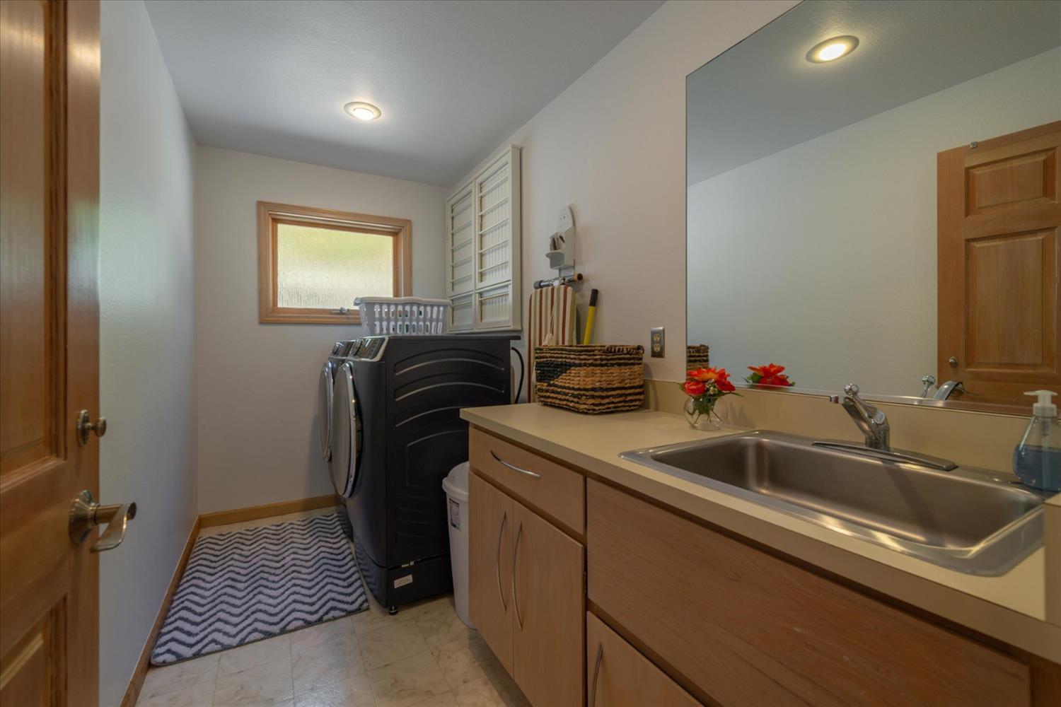 Falcon Point Place, Truckee, California image 46