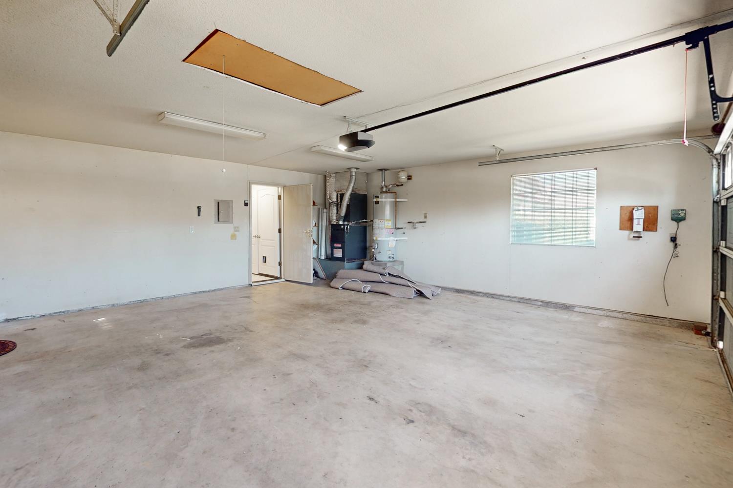 Donald Court, Yuba City, California image 40