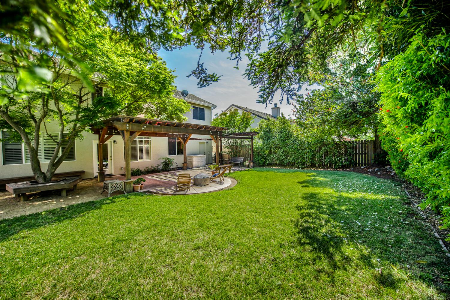 Duncan Circle, Woodland, California image 22
