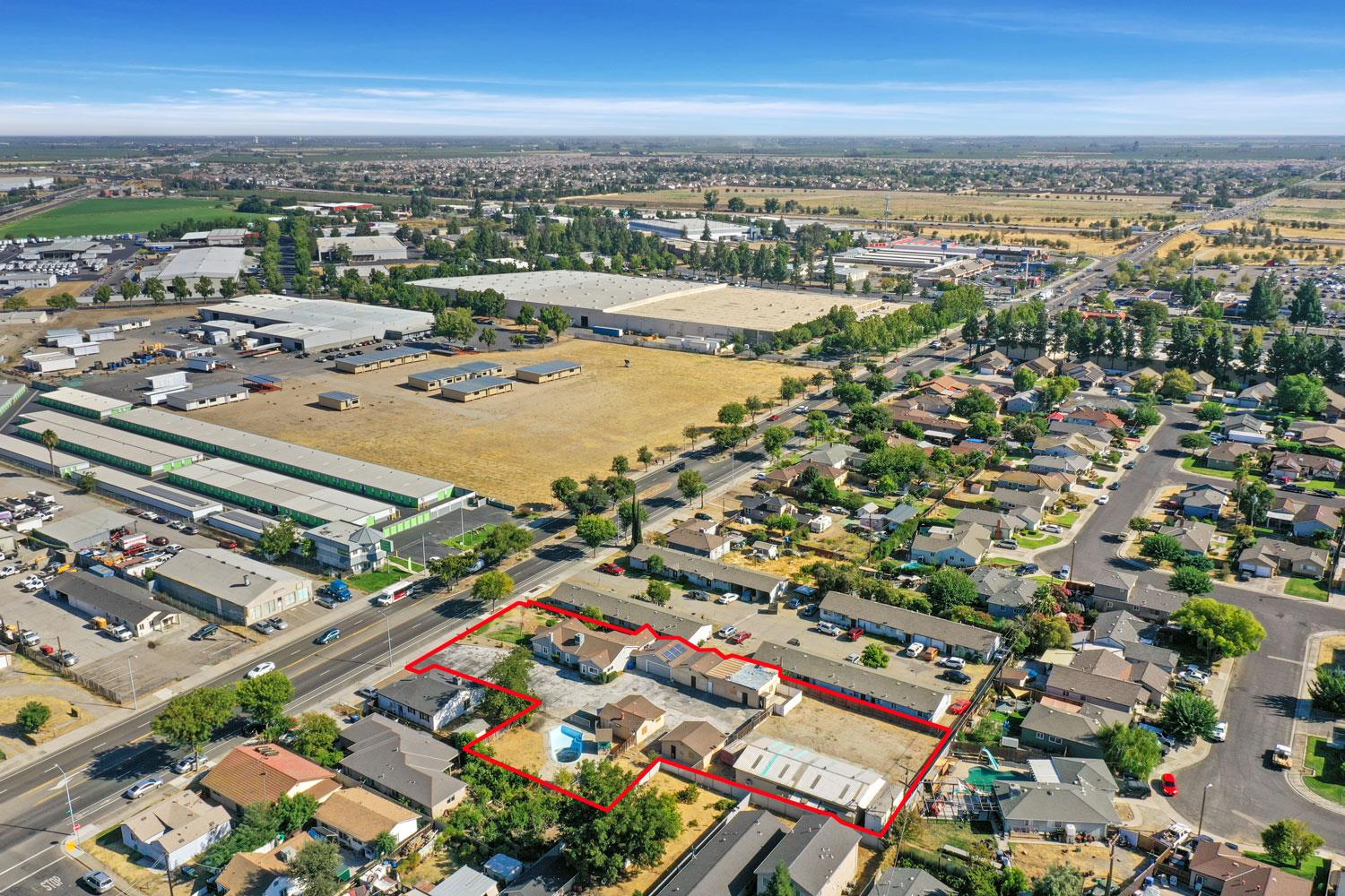 S Main Street, Manteca, California image 4