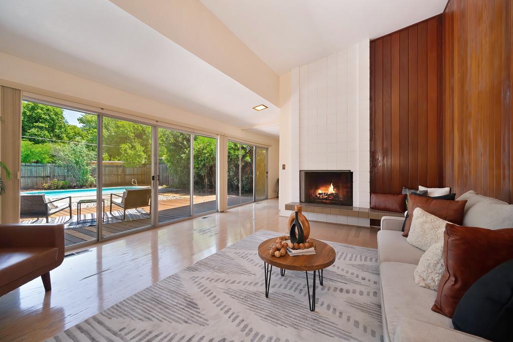 Sycamore Lane, Davis, California image 19
