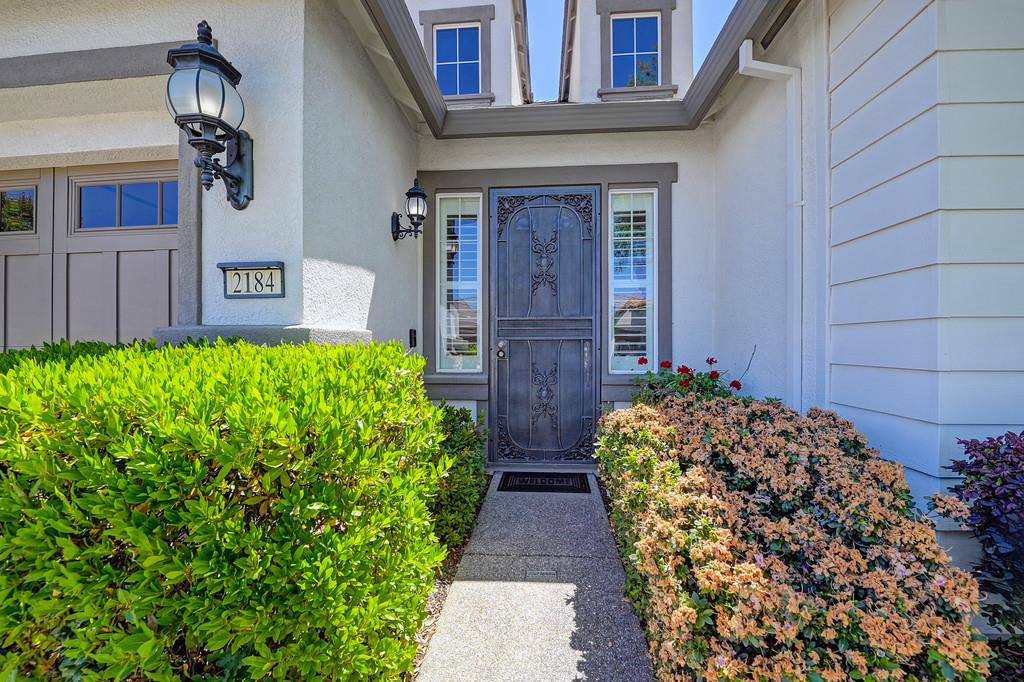 Benton Loop, Roseville, California image 7