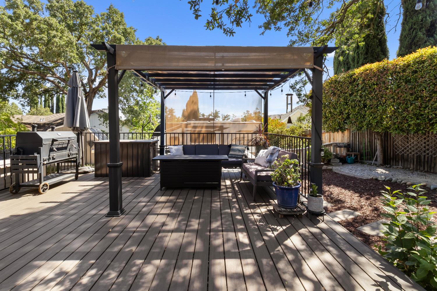 Avaline Court, Folsom, California image 35