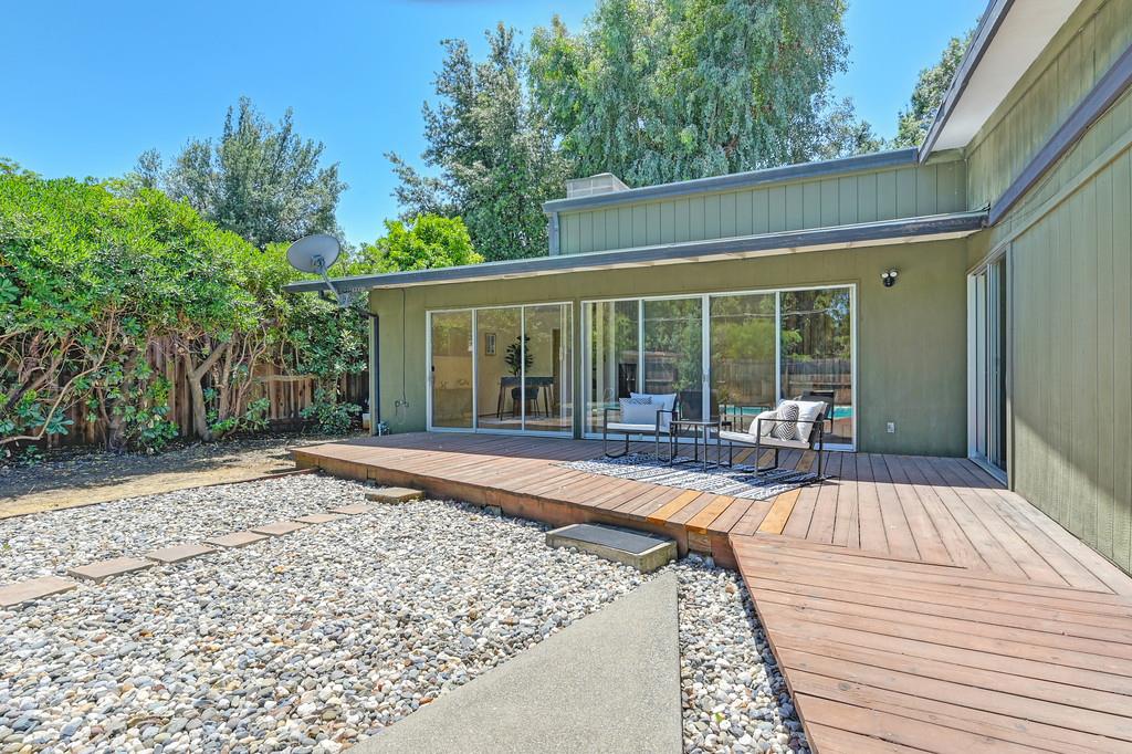 Sycamore Lane, Davis, California image 40