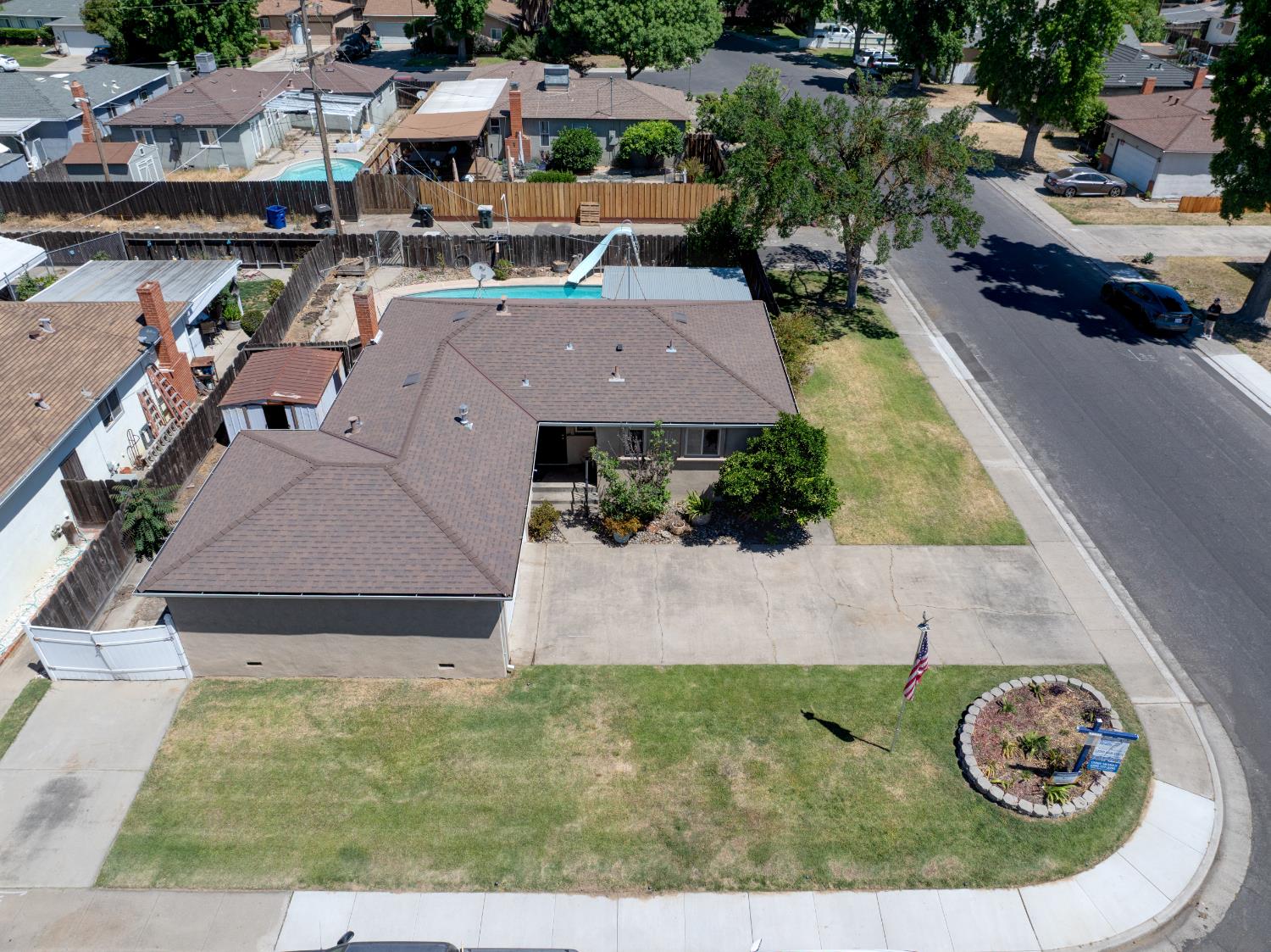 Kingsbury Avenue, Modesto, California image 41