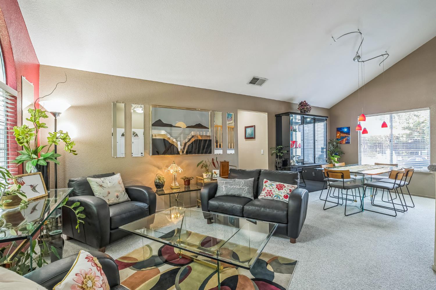 Derbyshire Circle, Sacramento, California image 5