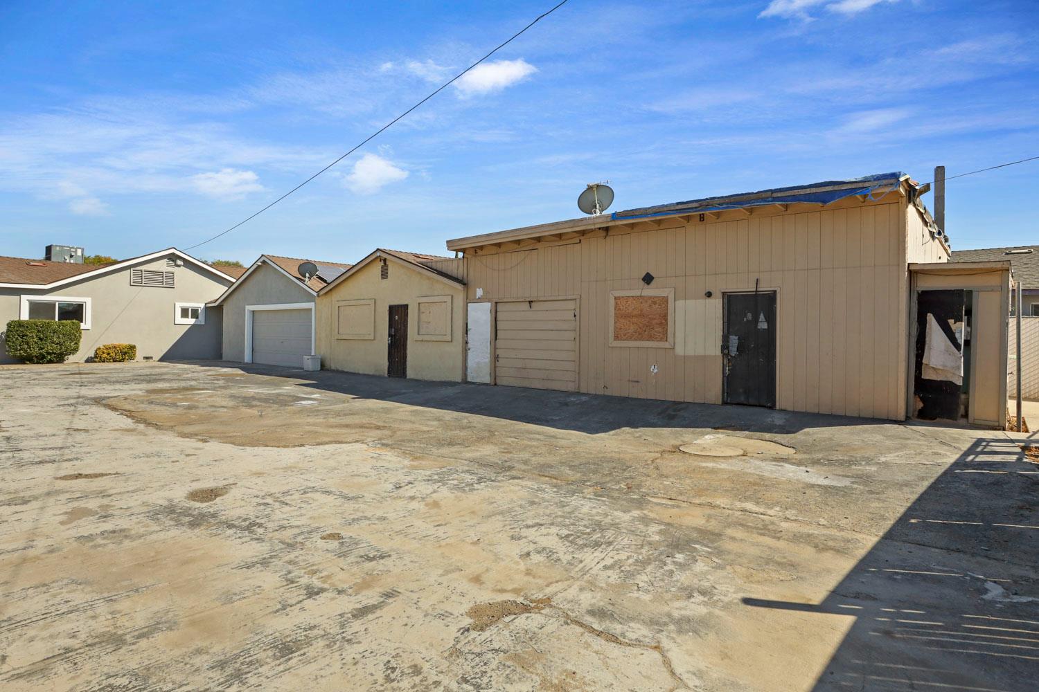 S Main Street, Manteca, California image 48