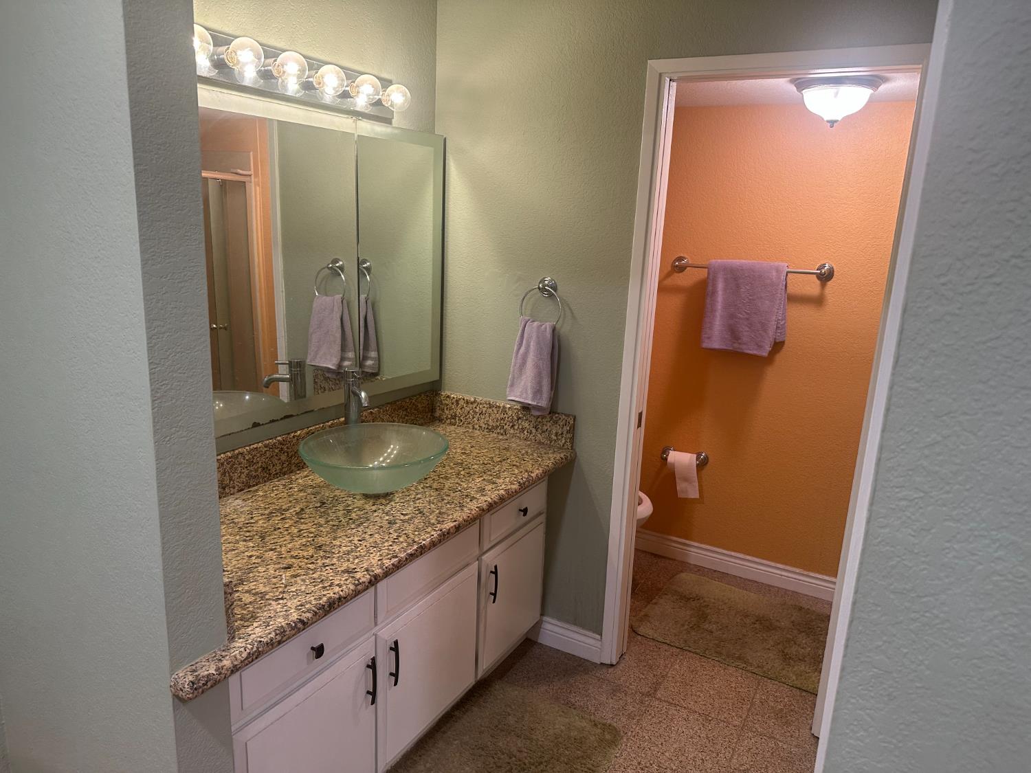 Photo #17: 225068739 Listing: Photo #17
