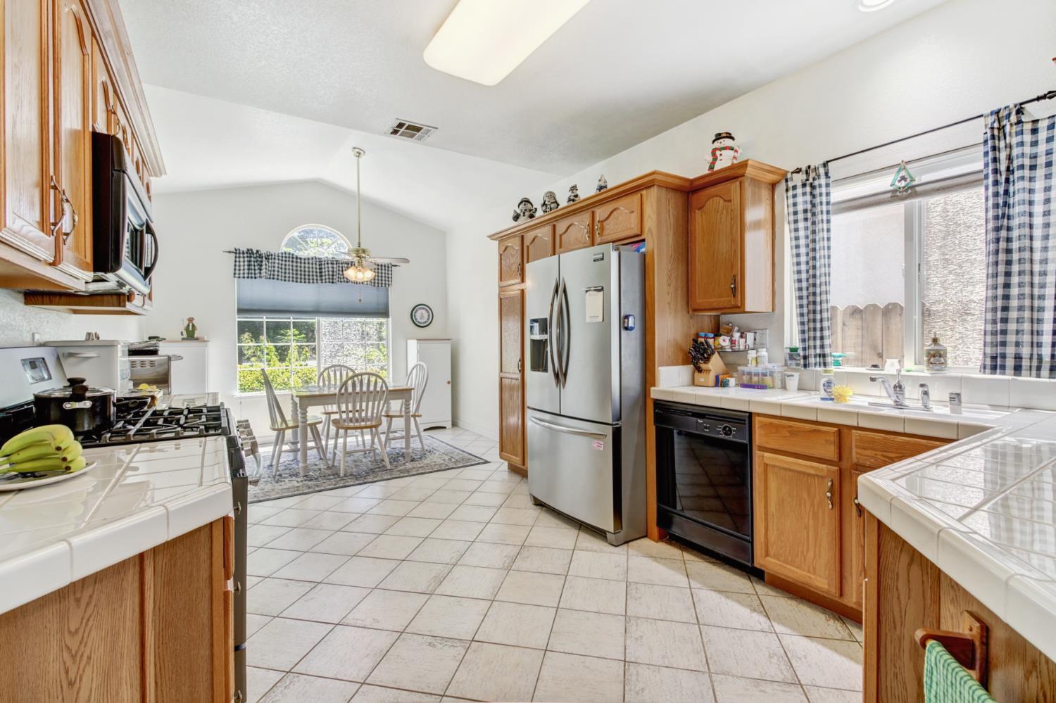 Auburn Ravine Drive, Lincoln, California image 8