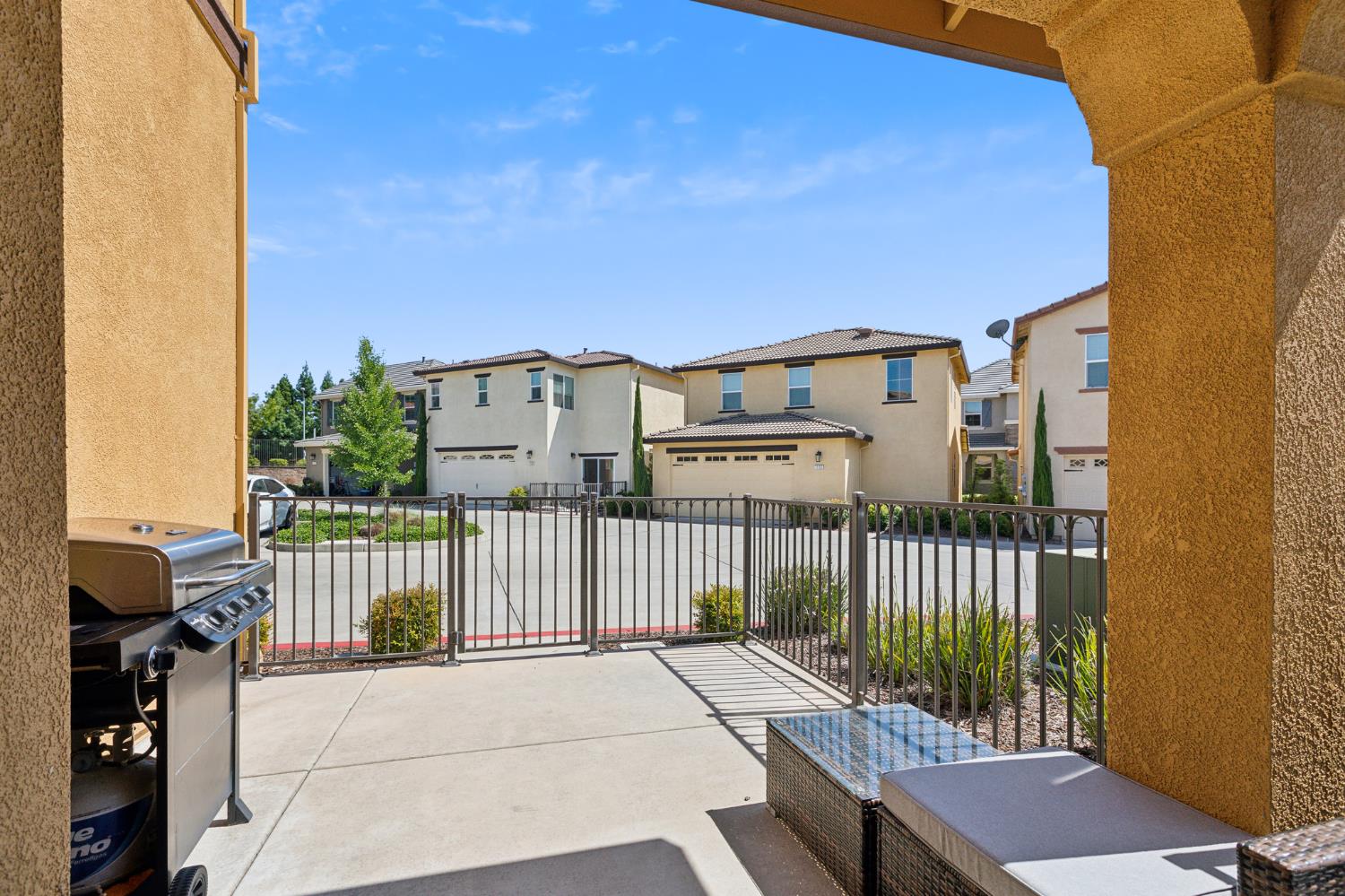 Veranda Court, Folsom, California image 7