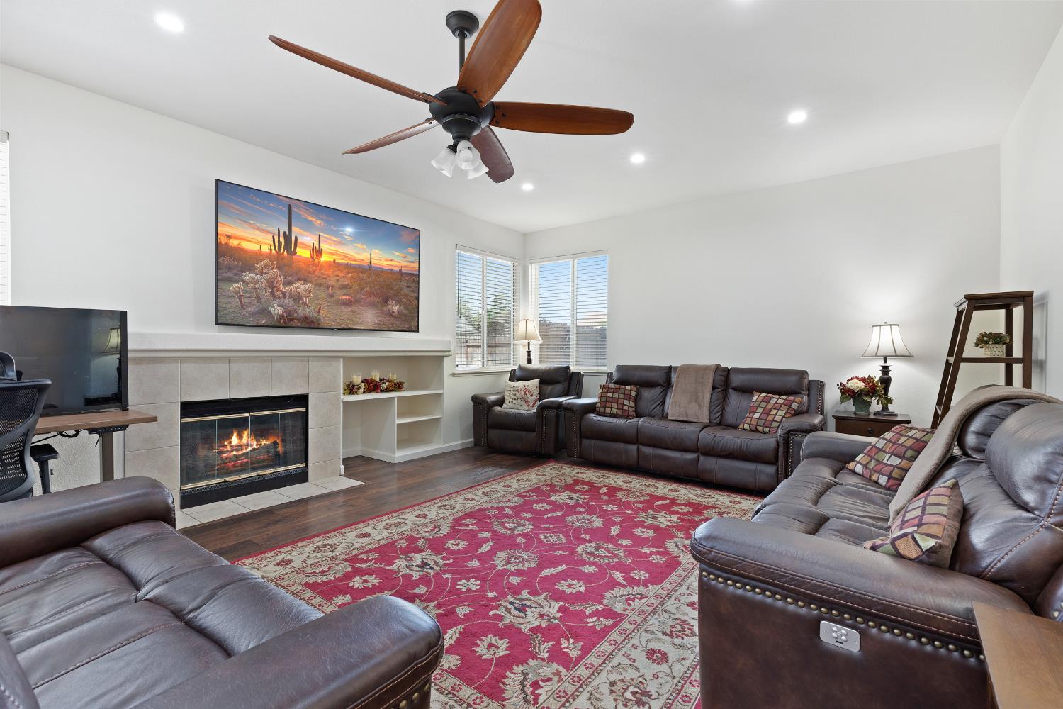 Moonbeam Way, Turlock, California image 10