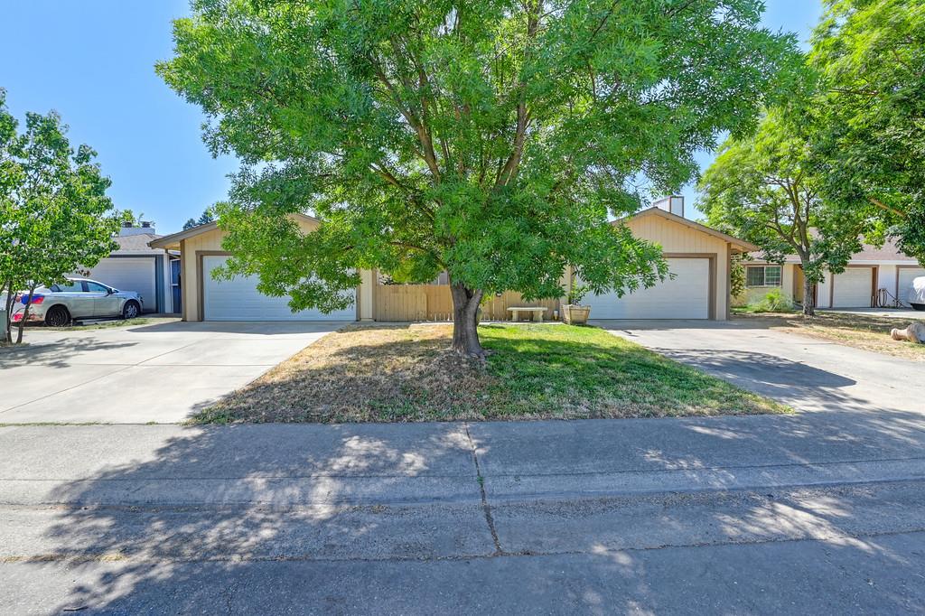 9350 Camada Court, Elk Grove, California image 1