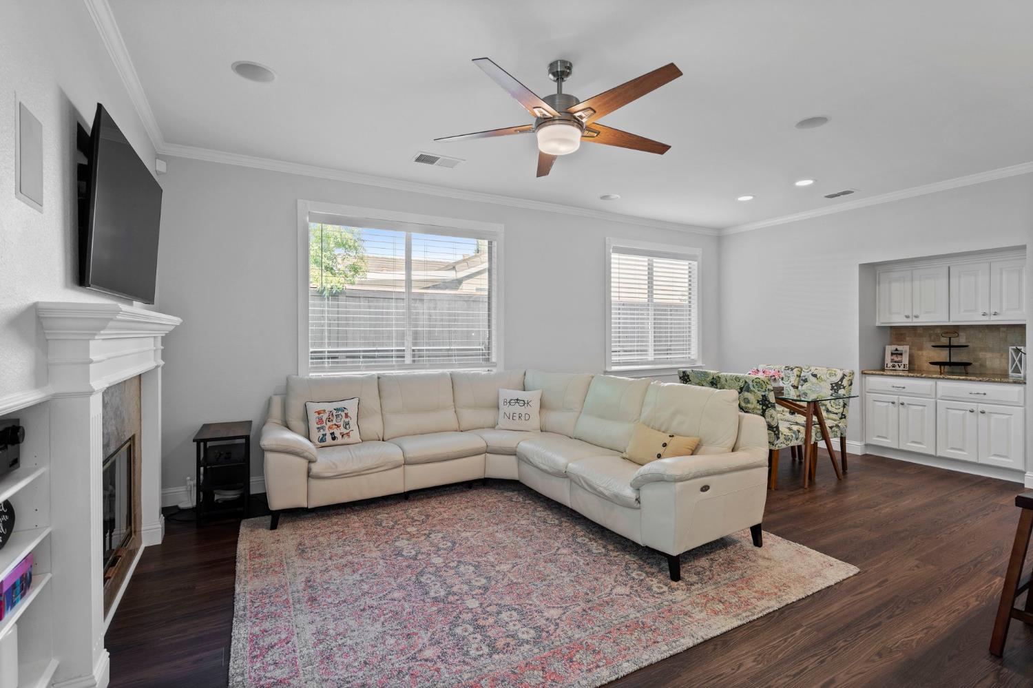 3413 Babson Drive