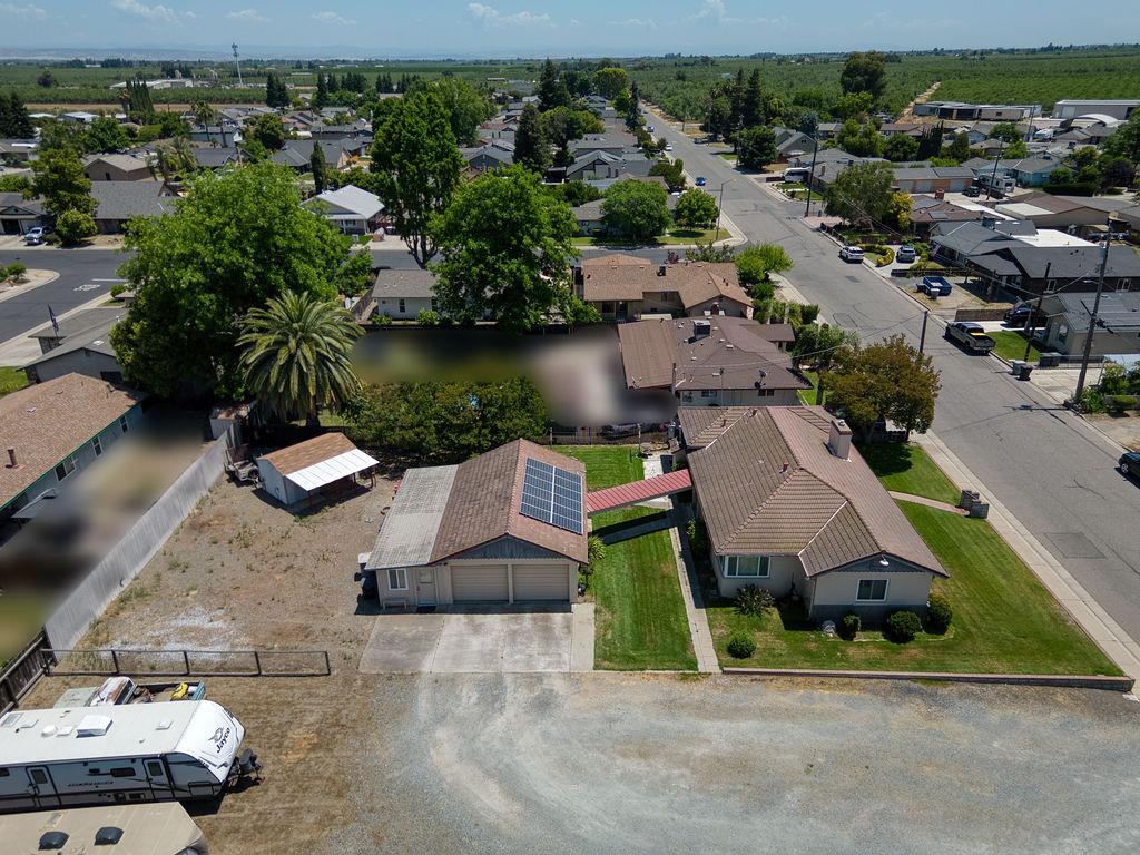 Vine Avenue, Escalon, California image 16