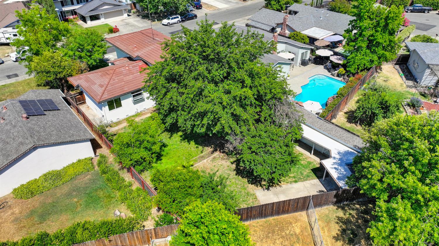 Coral Oak Way, Citrus Heights, California image 34