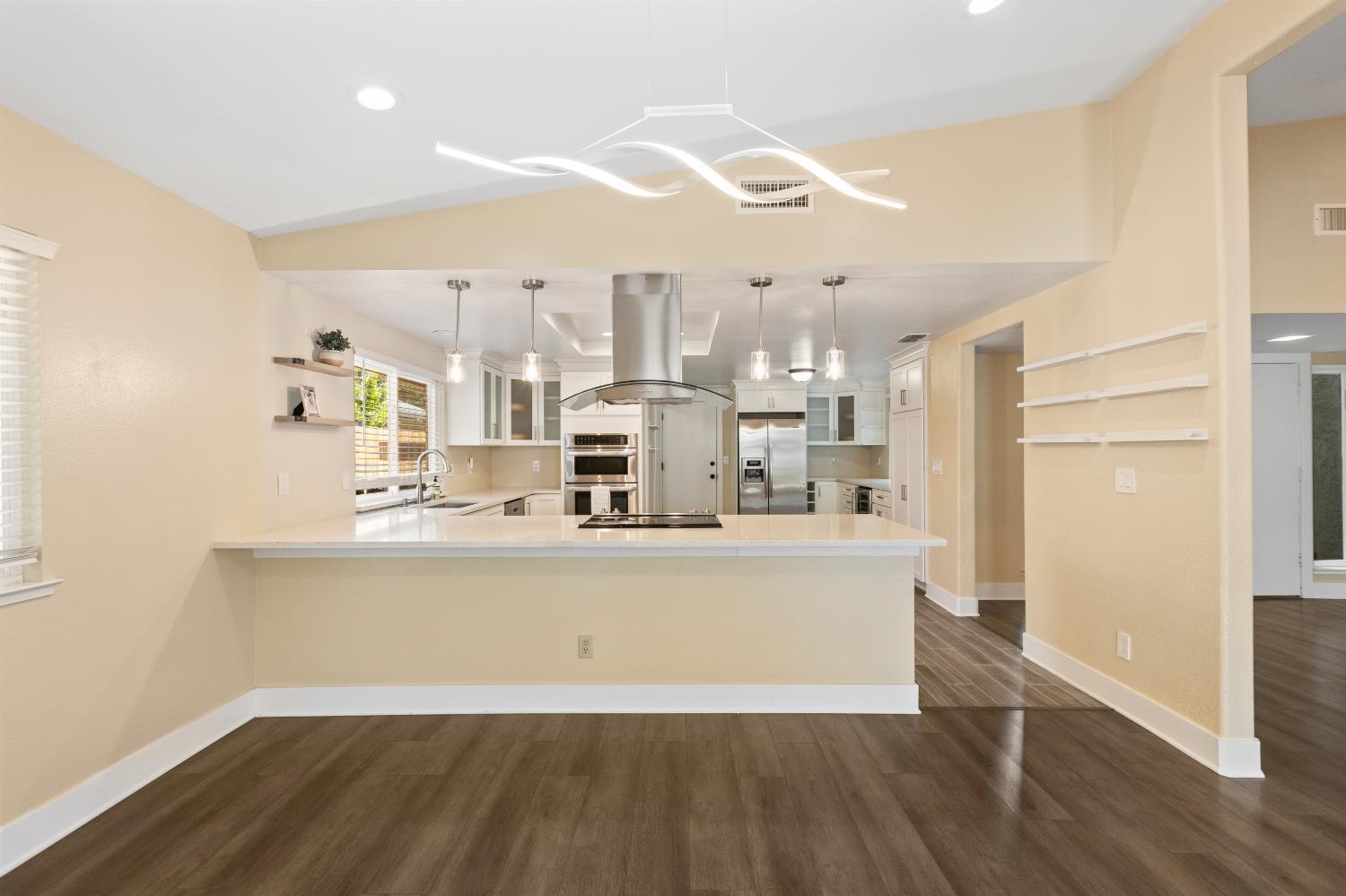 Glen Alder Way, Sacramento, CA, 95826-4058