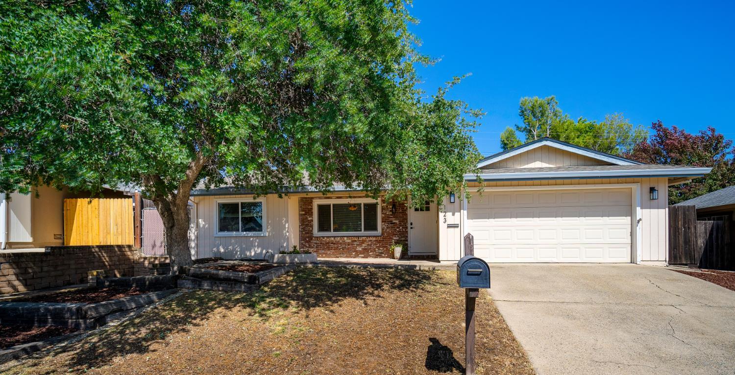 Fargo Way, Folsom, California image 32