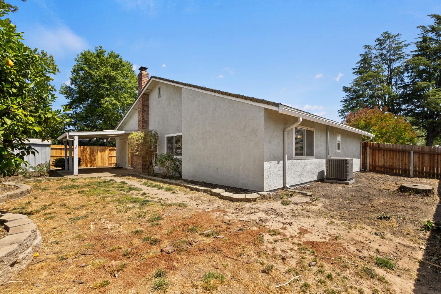 Glen Alder Way, Sacramento, CA, 95826-4058