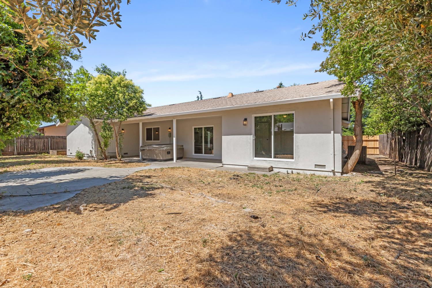 Norton Avenue, Modesto, California image 31